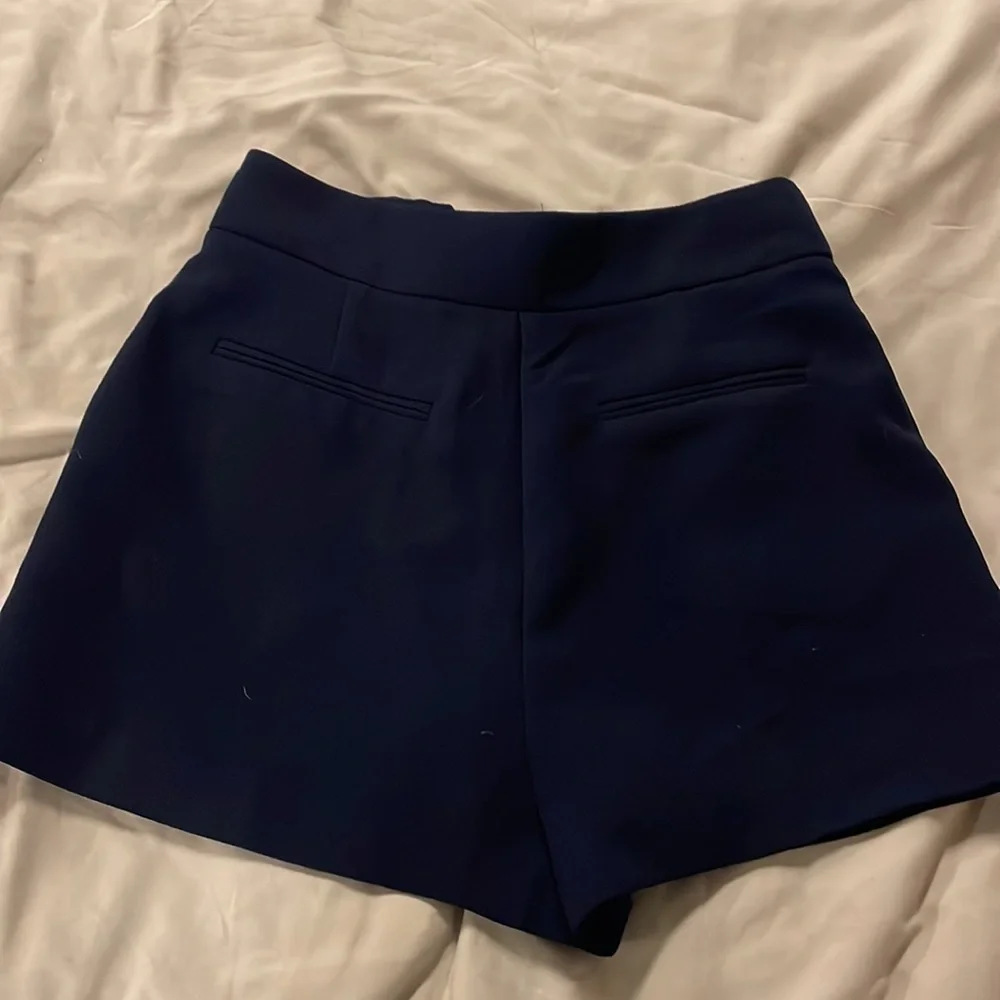 FOREVER 21 navy blue shorts size S